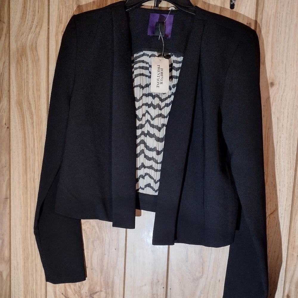 Women crop jacket size small